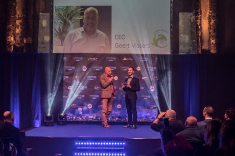 CEO van La Belle Maison geeft toespraak op event MGB 